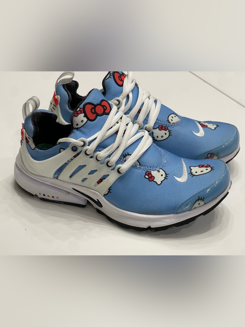 Nike Air Presto x Hello Kitty University Blue Sneakers DV3770-400 - Women 7.5